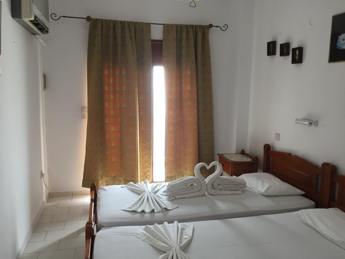 White House Hotel-Apart Карпатос Екстериор снимка